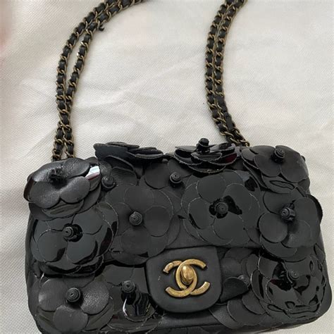 fake chanel camellia tote bag